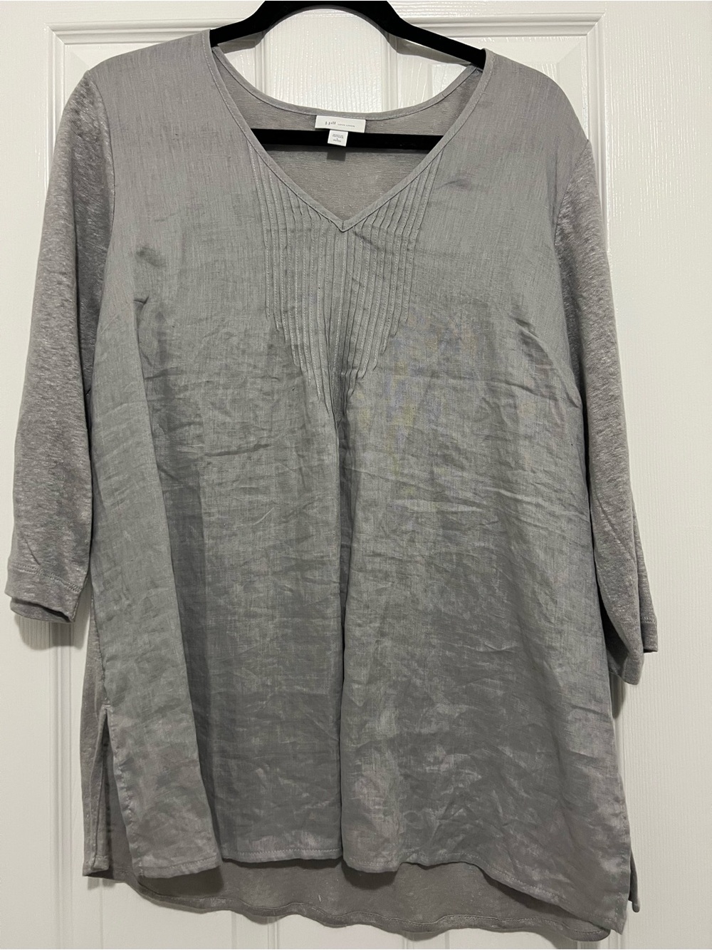 J.Jill Light Gray V-Neck Tunic Top